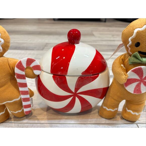 Target Bullseye Gingerbread Men Plush and Peppermint Cookie Jar Christmas Decor - Picture 2 of 10